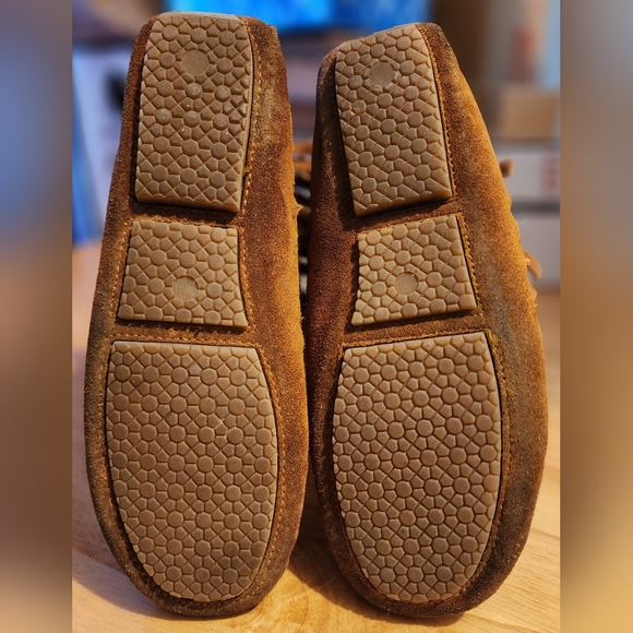 Peace moccasin boots. Ladies size 7. Tan - Picture 9 of 9